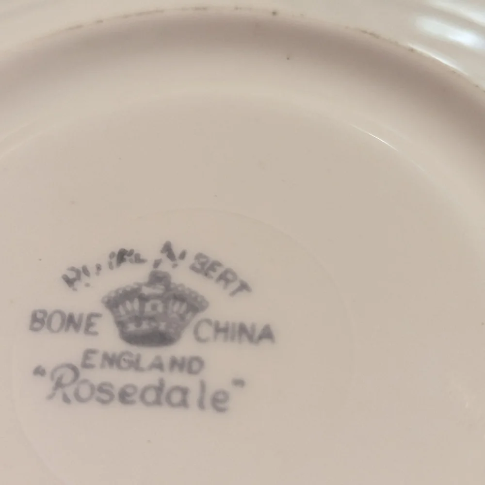 Set of 2 Royal Dover & Royal Albert Bone China 2 Teacups and 2 Saucers England